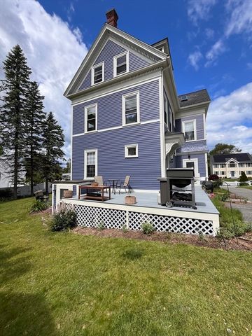 45 Church St A, Chelmsford, MA 01863
