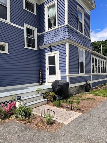 45 Church St A, Chelmsford, MA 01863