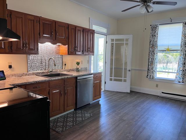 45 Church St A, Chelmsford, MA 01863