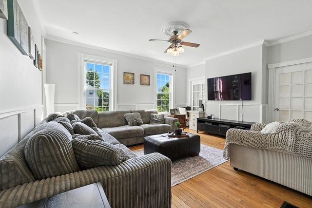 45 Church St A, Chelmsford, MA 01863