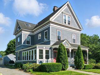 45 Church St A, Chelmsford, MA 01863