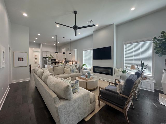 65 Saffron Circle, Little Rock, AR 72223