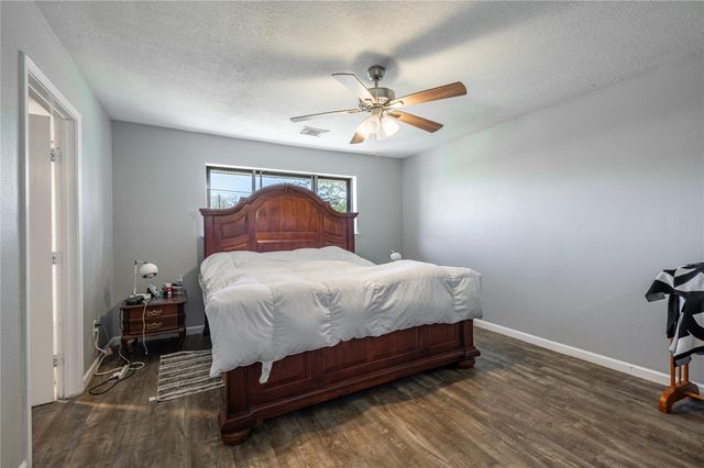 10822 Sagegulf Lane, Houston, TX 77089