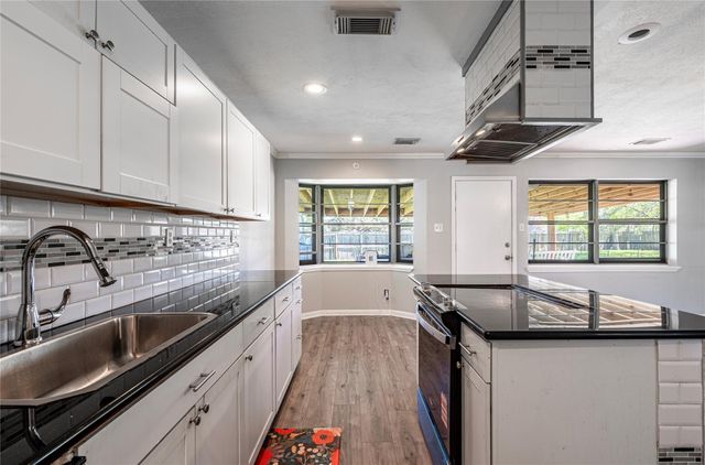 10822 Sagegulf Lane, Houston, TX 77089