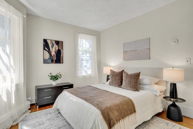 631 Chestnut Hill Ave 631, Brookline, MA 02445