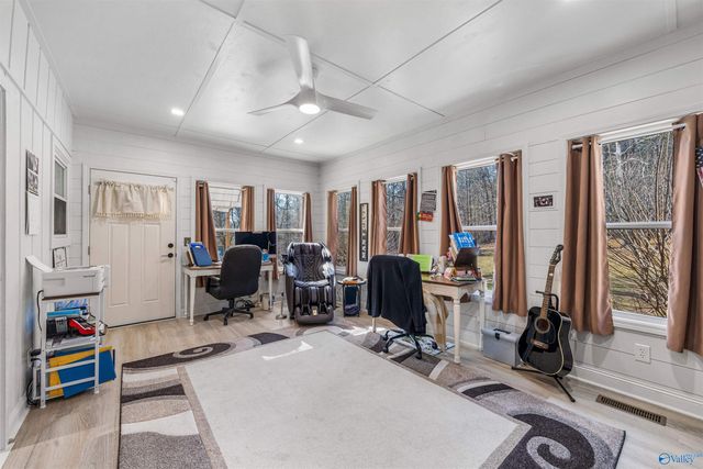 4007 Lyndale Drive, Fort Payne, AL 35968