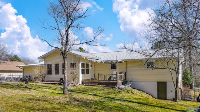 4007 Lyndale Drive, Fort Payne, AL 35968