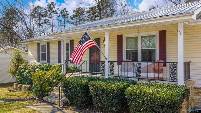 4007 Lyndale Drive, Fort Payne, AL 35968