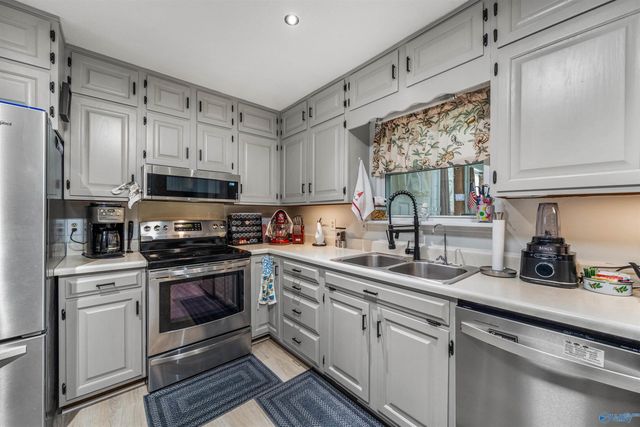 4007 Lyndale Drive, Fort Payne, AL 35968