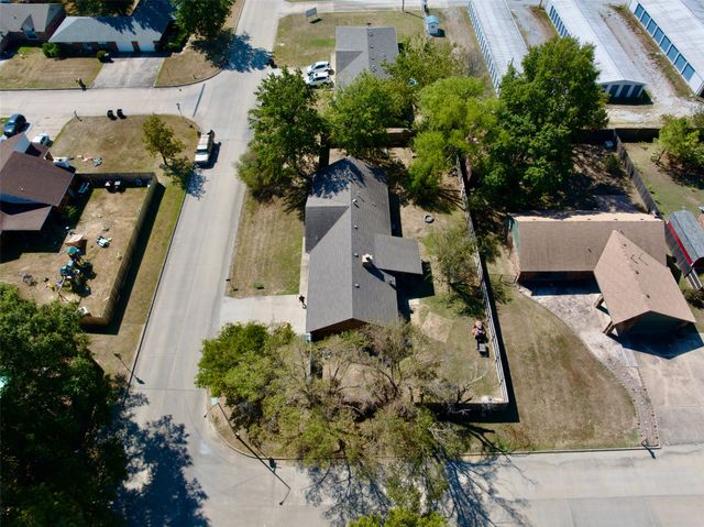 1631 Valley Parkway, Claremore, OK 74017
