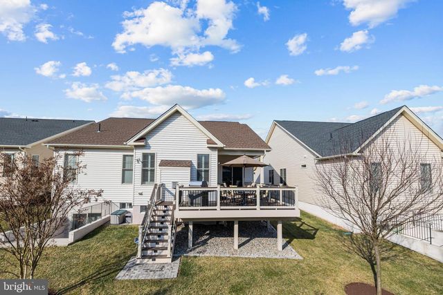 6061 TROTTERS POINT LN, Gainesville, VA 20155