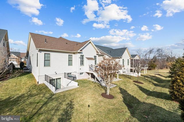 6061 TROTTERS POINT LN, Gainesville, VA 20155