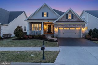 6061 TROTTERS POINT LN, Gainesville, VA 20155