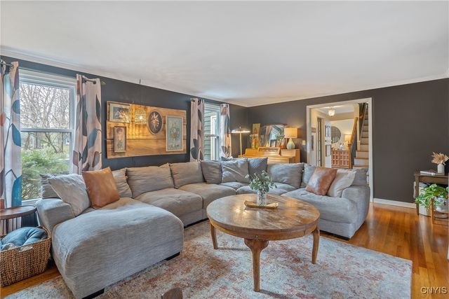 8701 Welwyn Lane, Lysander, NY 13027