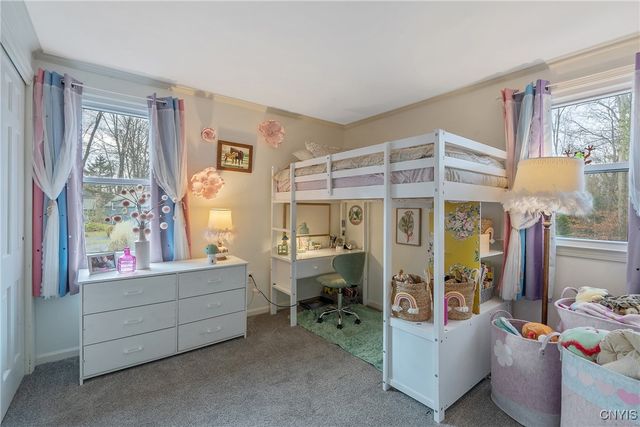 8701 Welwyn Lane, Lysander, NY 13027