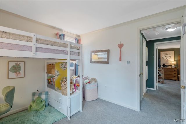 8701 Welwyn Lane, Lysander, NY 13027