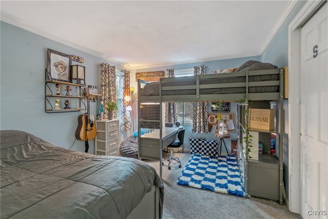 8701 Welwyn Lane, Lysander, NY 13027