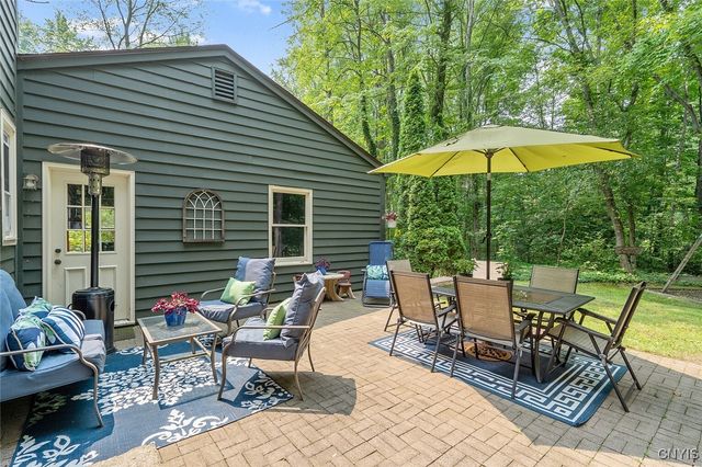 8701 Welwyn Lane, Lysander, NY 13027