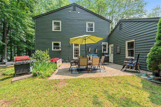 8701 Welwyn Lane, Lysander, NY 13027