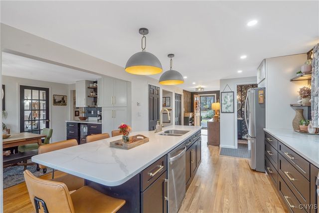 8701 Welwyn Lane, Lysander, NY 13027