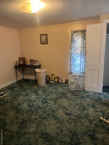 212 Cottage Street, Middletown, NY 10940