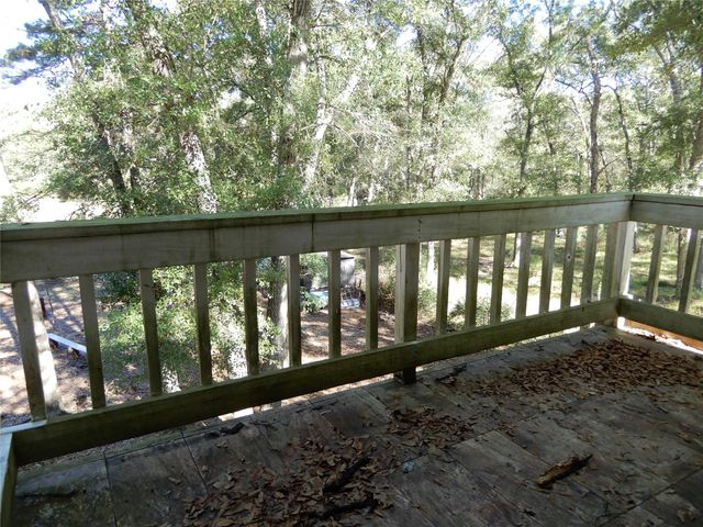 1 Brandon Road, Huntsville, TX 77320