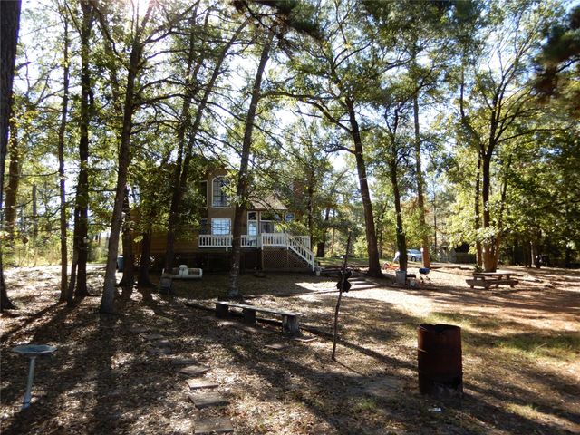 1 Brandon Road, Huntsville, TX 77320