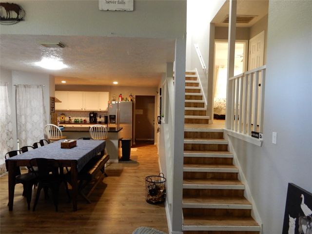 1 Brandon Road, Huntsville, TX 77320