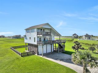 3902 Warrior Court, Galveston, TX 77554