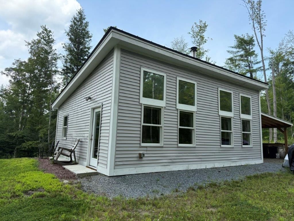 28 Upper Stonehouse Mountain Road, Orford, NH 03777