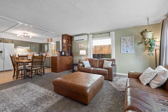 621 E OHIO, Rapid City, SD 57701