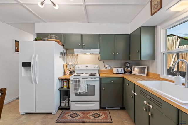 621 E OHIO, Rapid City, SD 57701