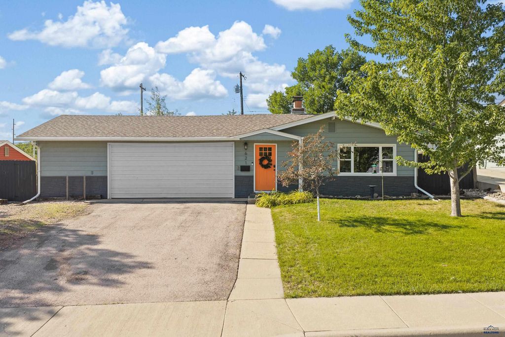 621 E OHIO, Rapid City, SD 57701