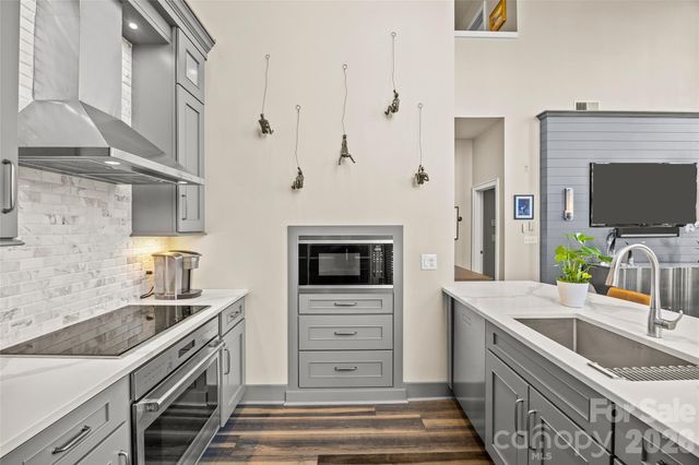 115 E Park Avenue 101, Charlotte, NC 28203