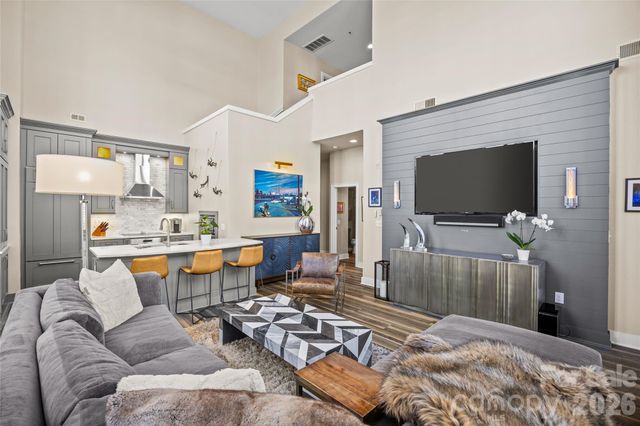 115 E Park Avenue 101, Charlotte, NC 28203