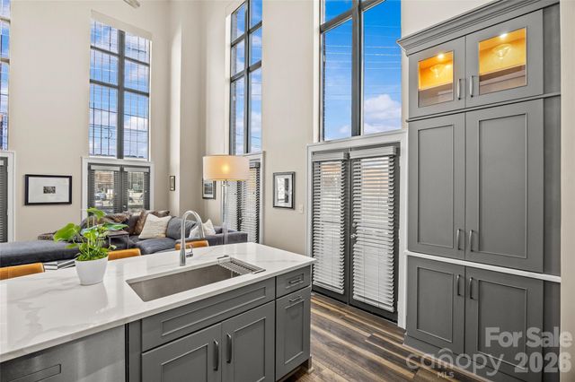 115 E Park Avenue 101, Charlotte, NC 28203