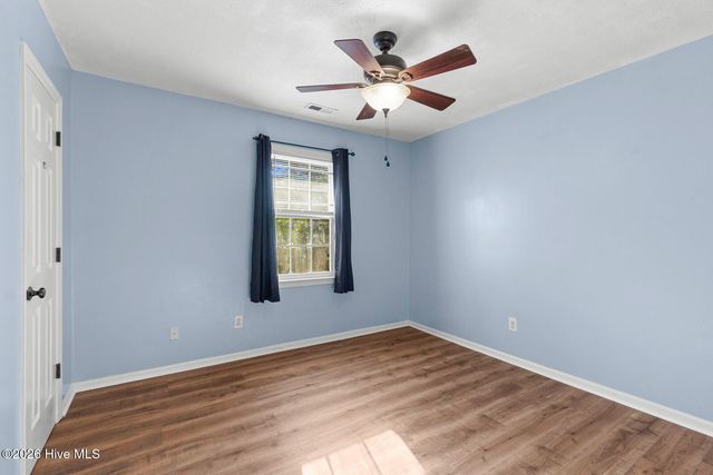 429 Kenwood Drive, Jacksonville, NC 28540