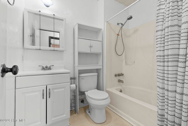 429 Kenwood Drive, Jacksonville, NC 28540