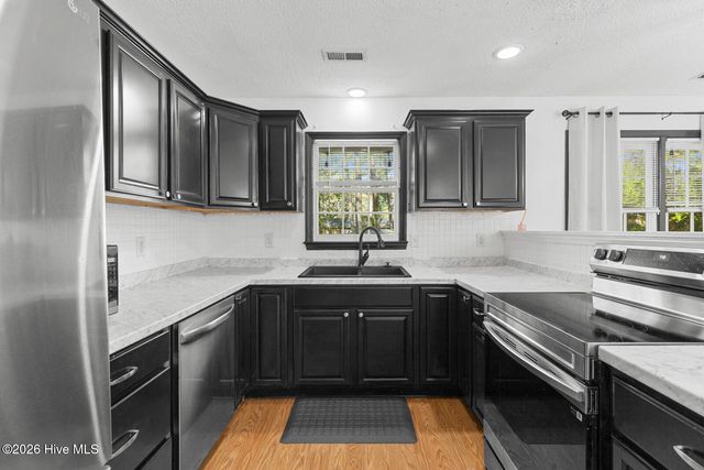 429 Kenwood Drive, Jacksonville, NC 28540