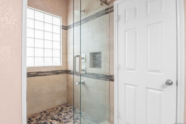 21531 La Pena, San Antonio, TX 78258