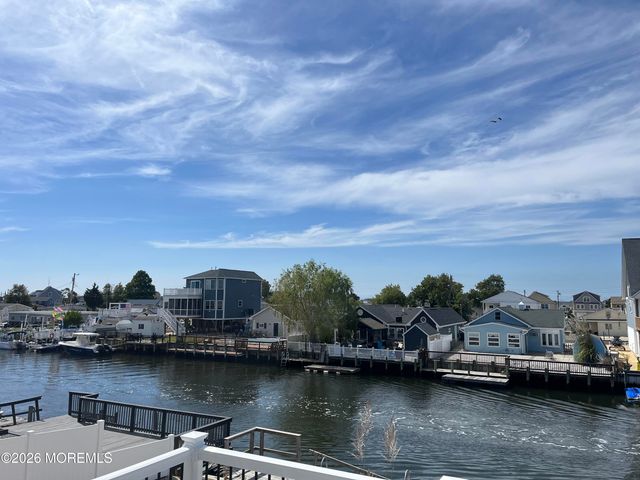62 W Anchor Drive, Little Egg Harbor, NJ 08087