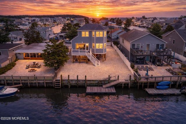 62 W Anchor Drive, Little Egg Harbor, NJ 08087