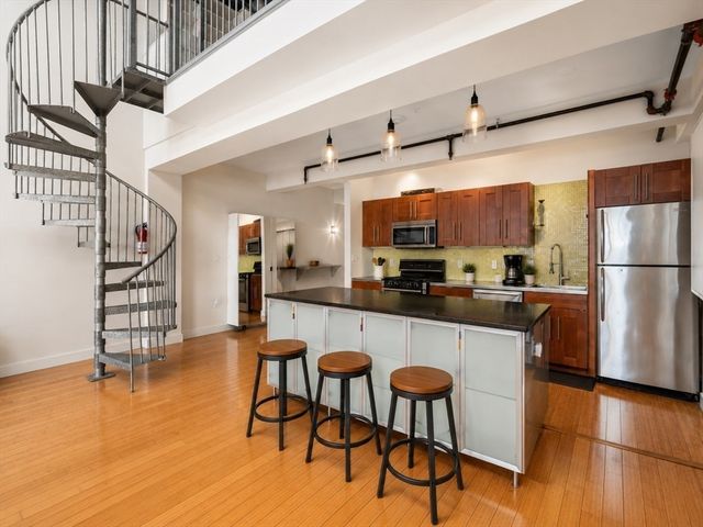 156 Porter Street 408, Boston, MA 02128