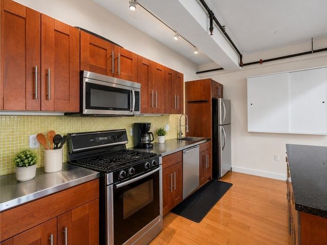 156 Porter Street 408, Boston, MA 02128