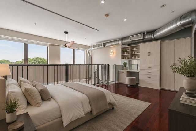 156 Porter Street 408, Boston, MA 02128