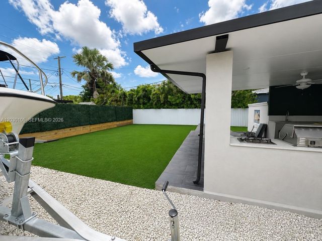 209 SW 5th St 209, Dania Beach, FL 33004