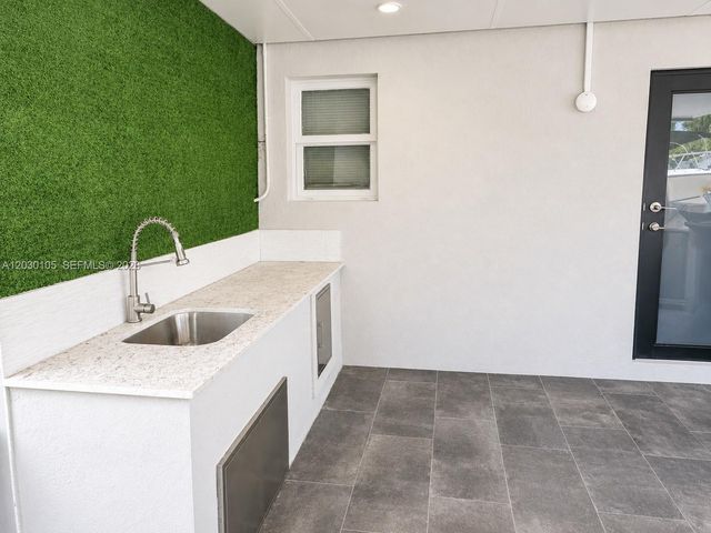 209 SW 5th St 209, Dania Beach, FL 33004