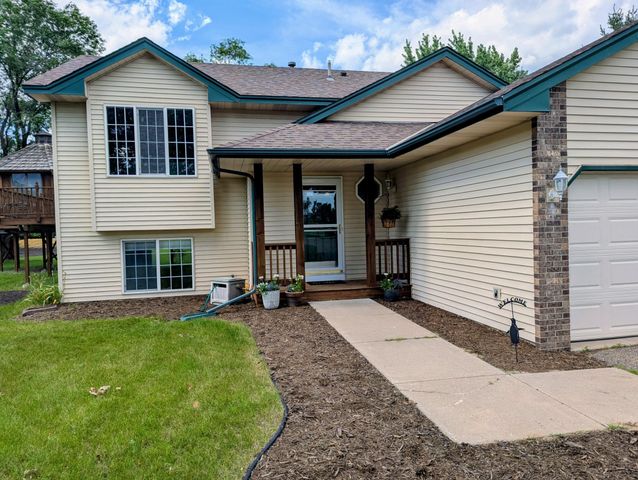 1541 282nd Lane NW, Isanti Twp, MN 55040