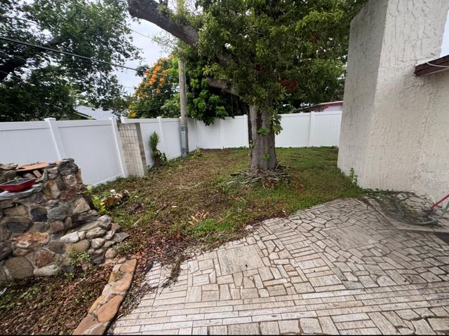 7714 W POWHATAN, Tampa, FL 33615