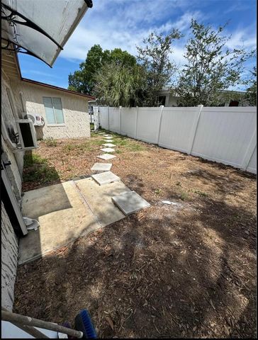 7714 W POWHATAN, Tampa, FL 33615